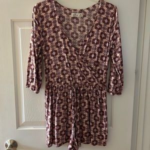 Hollister romper